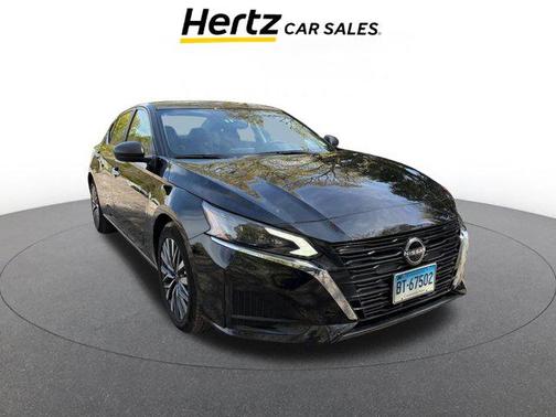 Super Black 2025 Nissan Altima SV FWD