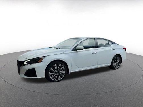 2024 Nissan Altima 2.5 SL