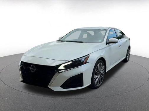 2024 Nissan Altima 2.5 SL