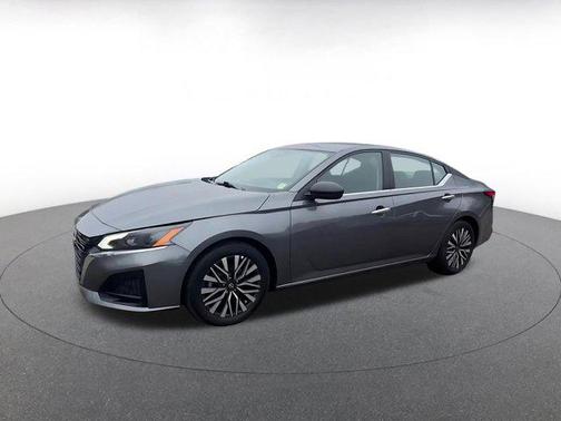 Gun Metallic 2025 Nissan Altima SV FWD