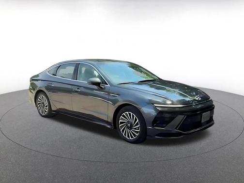 Portofino Gray 2025 Hyundai SONATA Hybrid SE