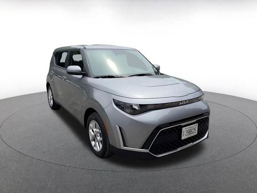Steel Gray 2025 Kia Soul LX
