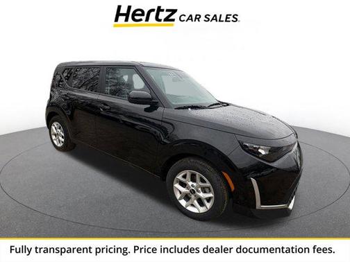 Fusion Black 2025 Kia Soul LX
