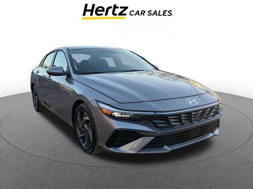2025 Hyundai ELANTRA SEL