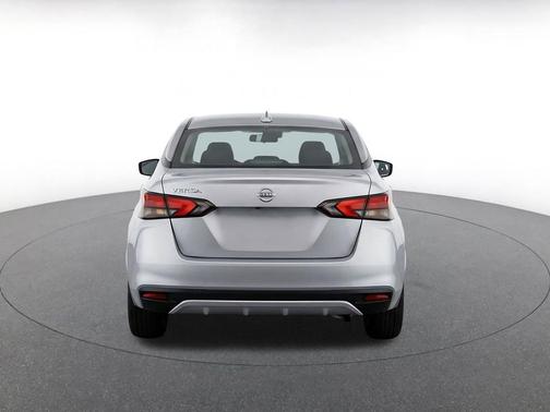 Brilliant Silver Metallic 2025 Nissan Versa 1.6 SV