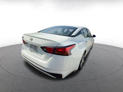 2023 Nissan Altima S FWD