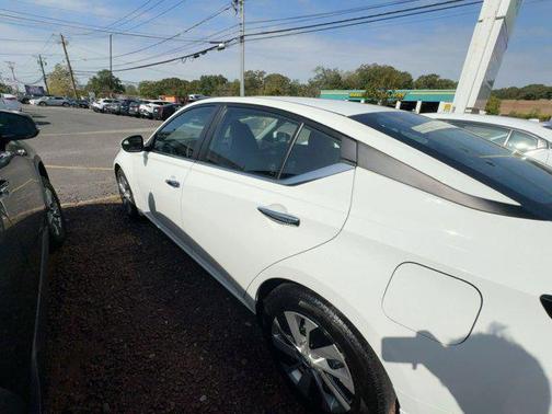 2023 Nissan Altima S FWD
