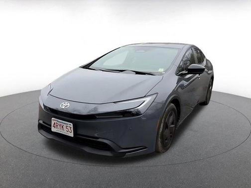 2025 Toyota Prius LE