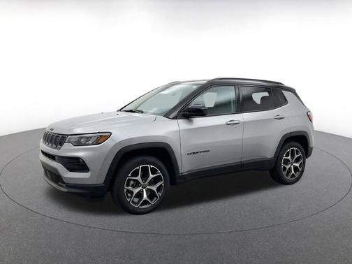 Silver Zynith Metallic Clearcoat 2025 Jeep Compass Limited