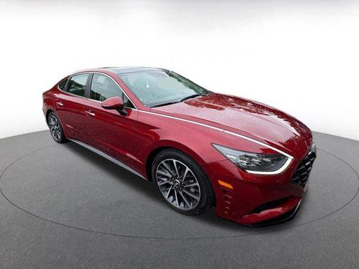 2023 Hyundai SONATA Limited