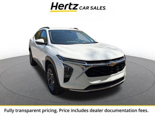 Summit White 2025 Chevrolet Trax LT