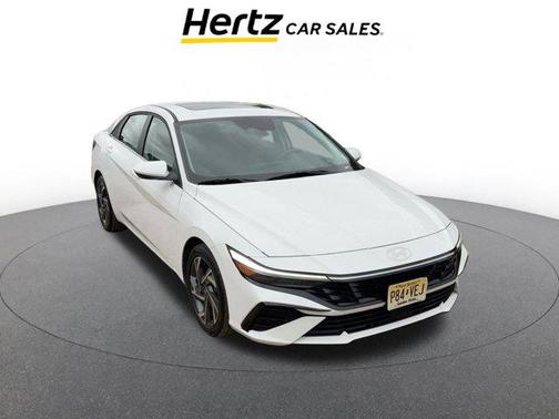 2025 Hyundai ELANTRA SEL