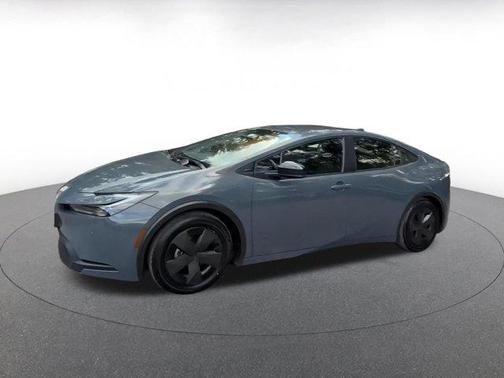 2025 Toyota Prius LE