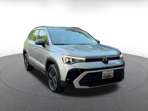 Pyrite Silver Metallic 2026 Volkswagen Taos S