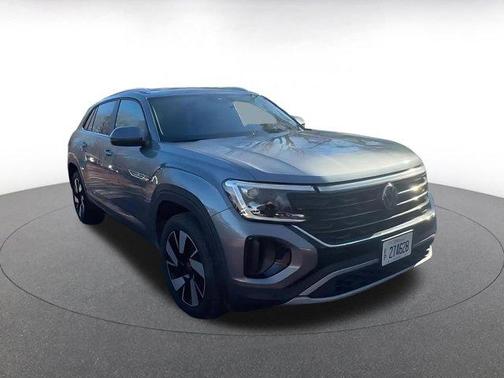 2025 Volkswagen Atlas Cross Sport 2.0T SE w/Technology 4MOTION