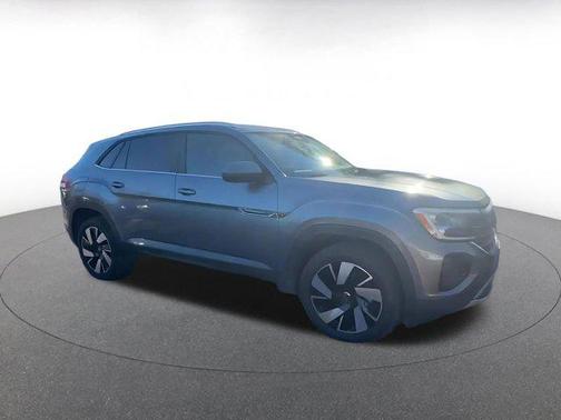 2025 Volkswagen Atlas Cross Sport 2.0T SE w/Technology 4MOTION