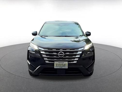 Super Black 2025 Nissan Rogue SV