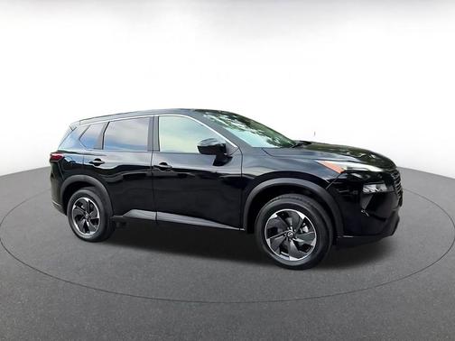 Super Black 2025 Nissan Rogue SV