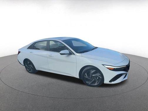 2025 Hyundai ELANTRA HEV Limited