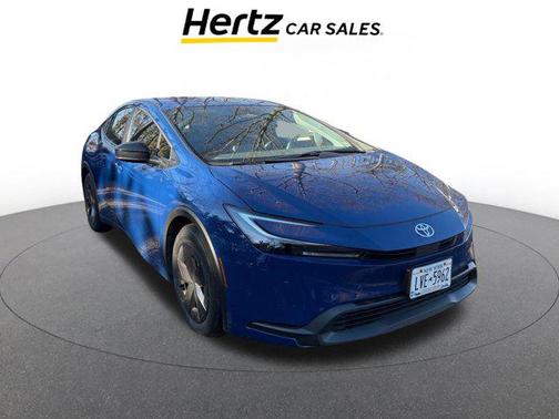 2025 Toyota Prius LE