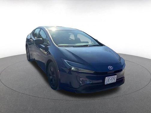 2025 Toyota Prius LE