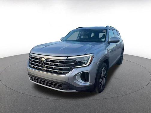 2025 Volkswagen Atlas 2.0T SE w/Technology 4MOTION