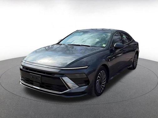 2025 Hyundai SONATA Hybrid SE