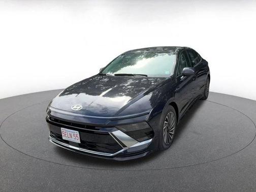2024 Hyundai SONATA Hybrid SE