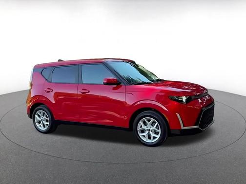 Inferno Red 2025 Kia Soul LX