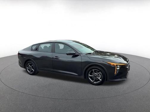 Interstellar Gray 2025 Kia K4 LXS