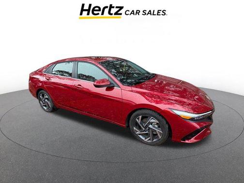 2025 Hyundai ELANTRA SEL