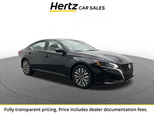 Super Black 2025 Nissan Altima SV FWD