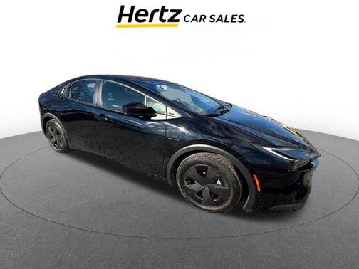 2025 Toyota Prius LE