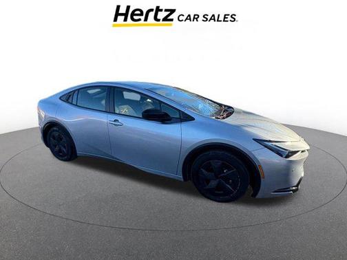 2025 Toyota Prius LE