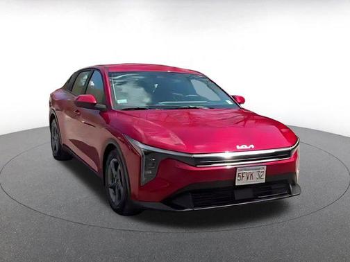 Currant Red 2025 Kia K4 LXS