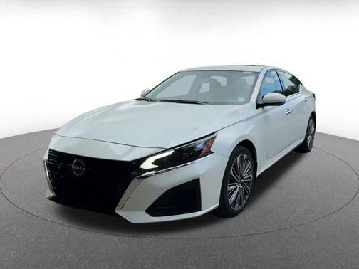 2024 Nissan Altima 2.5 SL
