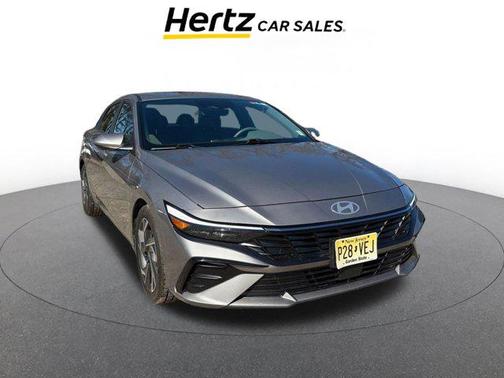 2025 Hyundai ELANTRA SEL