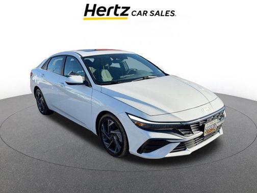 2025 Hyundai ELANTRA SEL