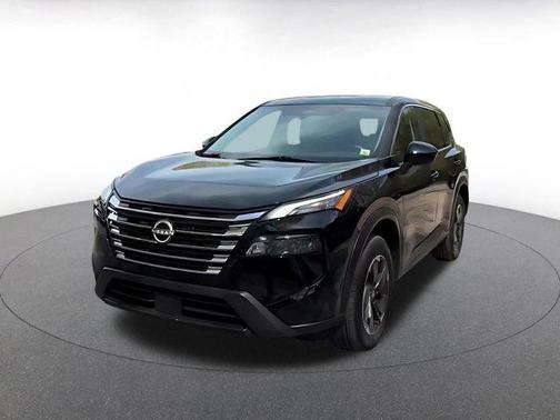 Super Black 2025 Nissan Rogue SV