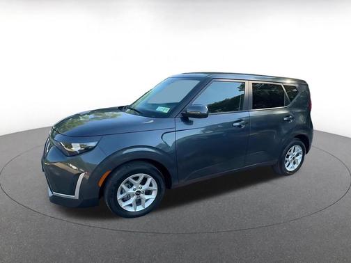 Gravity Gray 2025 Kia Soul LX