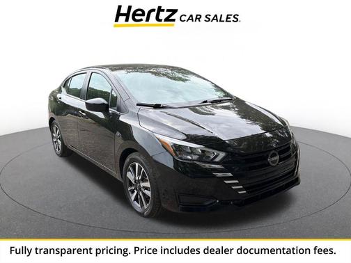 Super Black 2025 Nissan Versa 1.6 SV