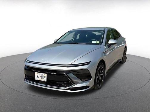 Aero Silver 2025 Hyundai SONATA SEL