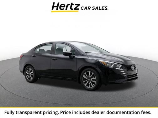 Super Black 2025 Nissan Versa 1.6 SV