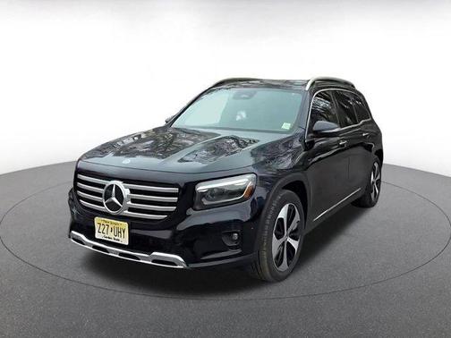 Black 2025 Mercedes-Benz GLB 250 Base