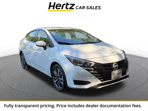 Aspen White Tricoat 2025 Nissan Versa 1.6 SV