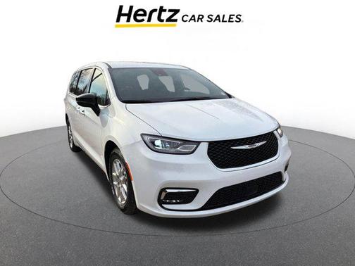 2025 Chrysler Pacifica L