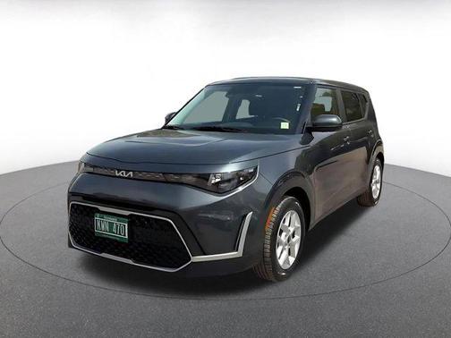 Gravity Gray 2025 Kia Soul LX