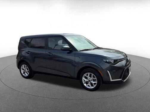 Gravity Gray 2025 Kia Soul LX