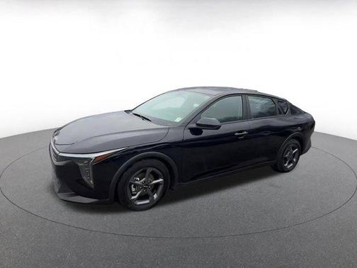 Aurora Black Pearl 2025 Kia K4 LXS