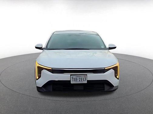 Snow White Pearl 2025 Kia K4 LXS